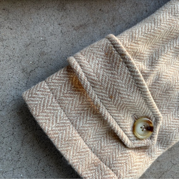 Women's Large Beige/Tan Toggle Wool Coat Autumn Ready **flaw - Picture 2 of 9